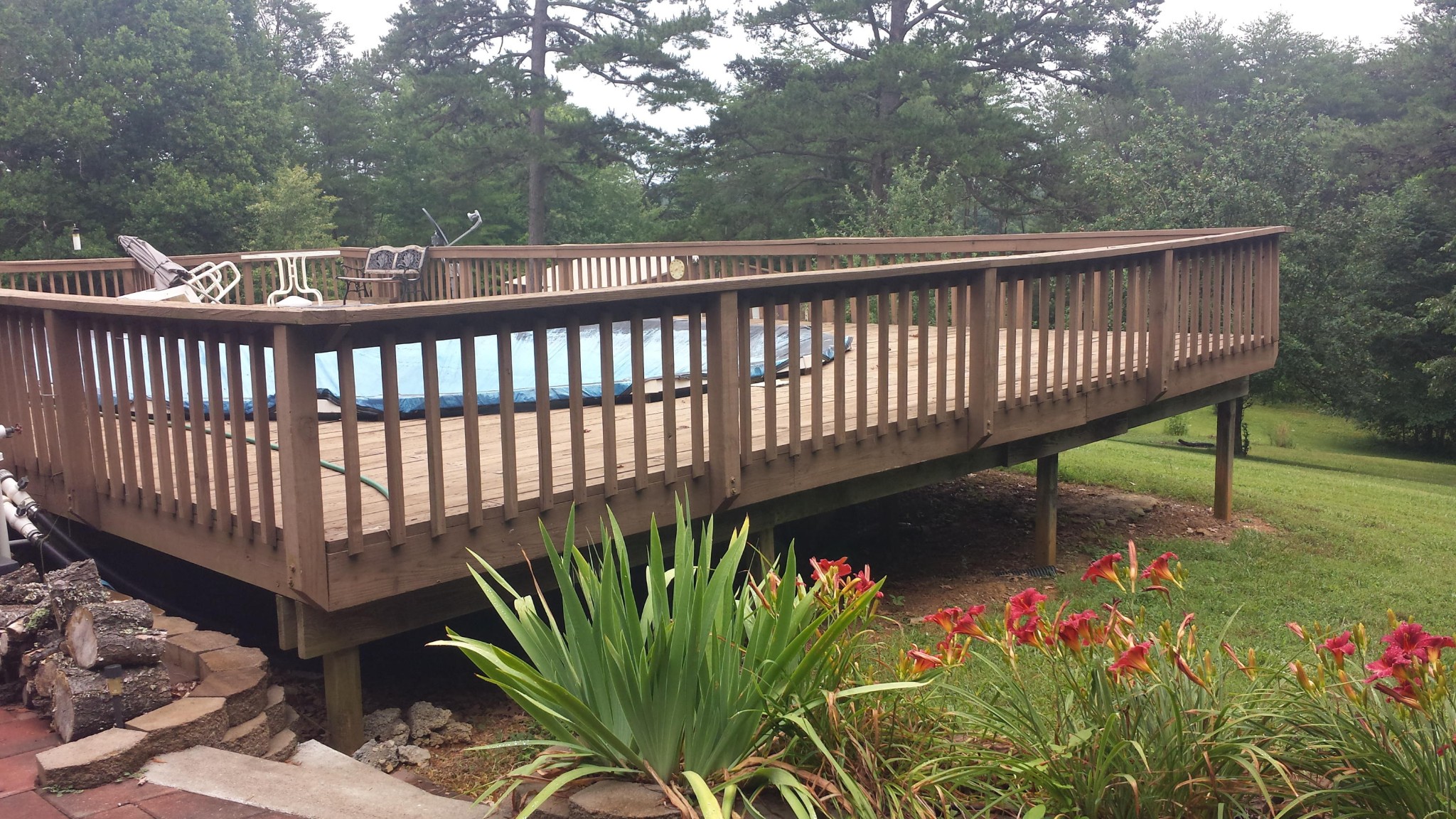 1226 Harold Patterson Road Dandridge, TN 37725 - Photo 8 of 40 a view of a roof deck with wooden fence