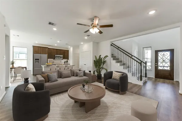 $331,990 | 4229 Red Cedar Ring Lane, Pinehurst, TX 77362
