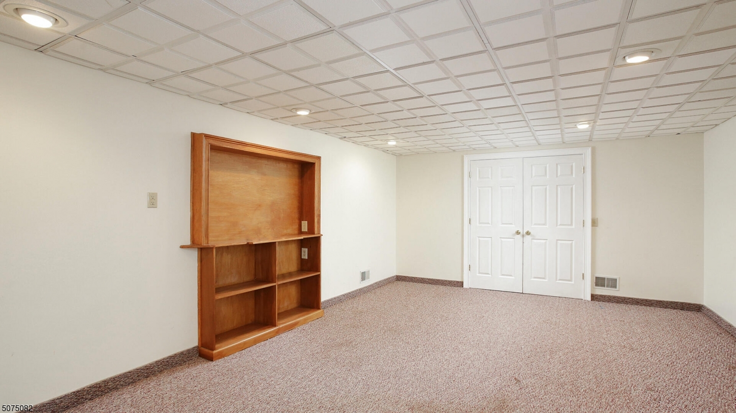 17 Adams Road Bridgewater, NJ 08836 - Photo 19 of 25 a view of an empty room