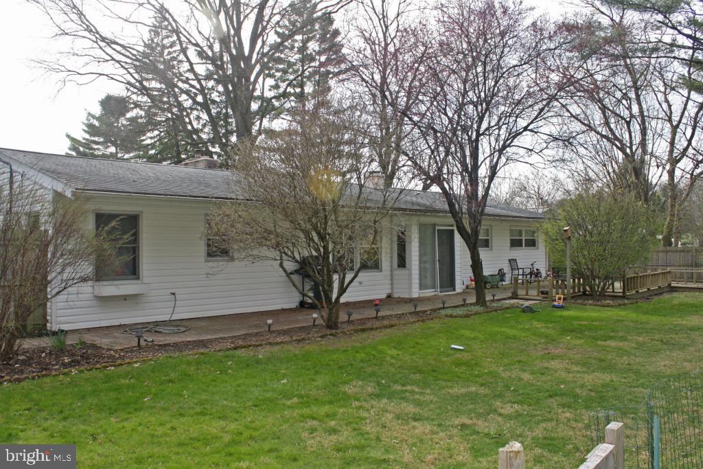 471 Valley Road Lancaster, PA 17601 - Photo 3 of 15