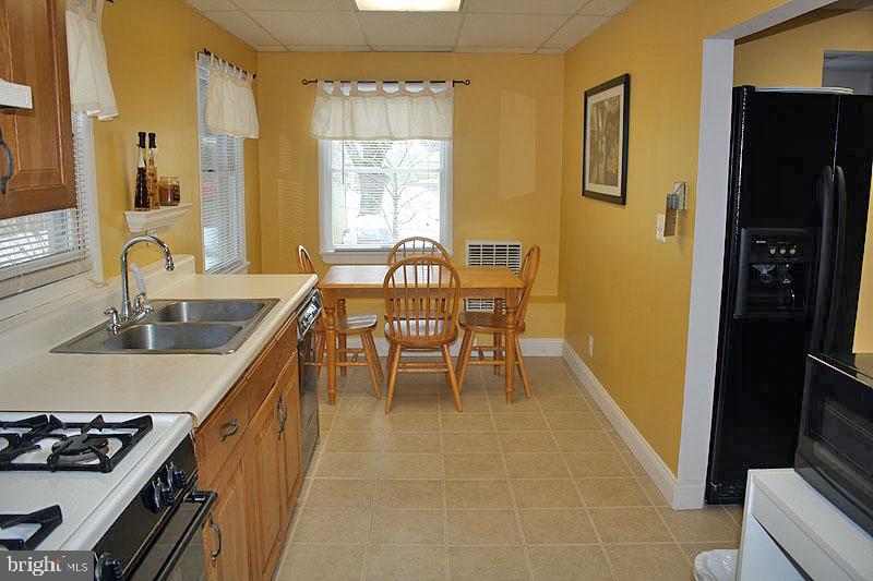 471 Valley Road Lancaster, PA 17601 - Photo 5 of 15