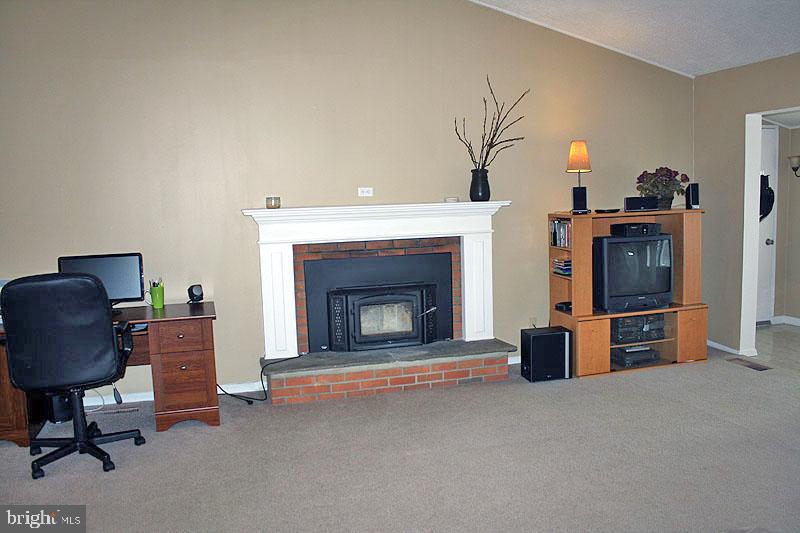 471 Valley Road Lancaster, PA 17601 - Photo 7 of 15