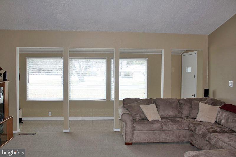 471 Valley Road Lancaster, PA 17601 - Photo 9 of 15