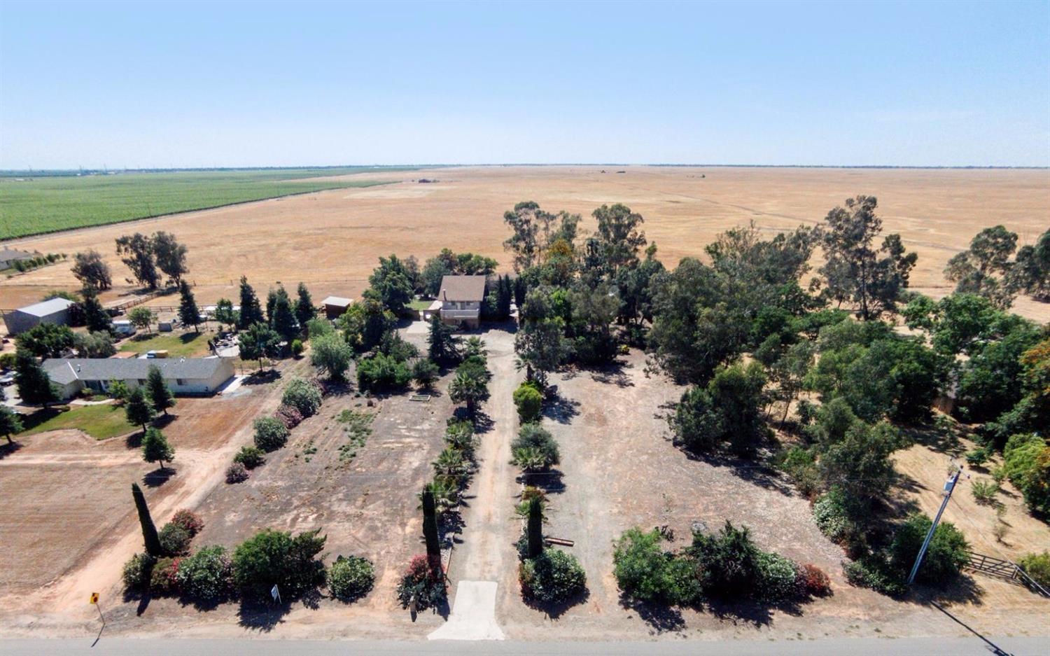 14132 Skyview Road Madera, CA 93636 - Photo 22 of 28 Gallery Image 22