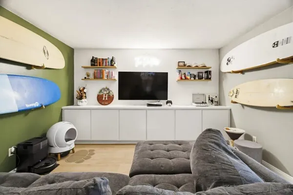 $389,000 | 279 Moss Street, Unit 10, Chula Vista, CA 91911