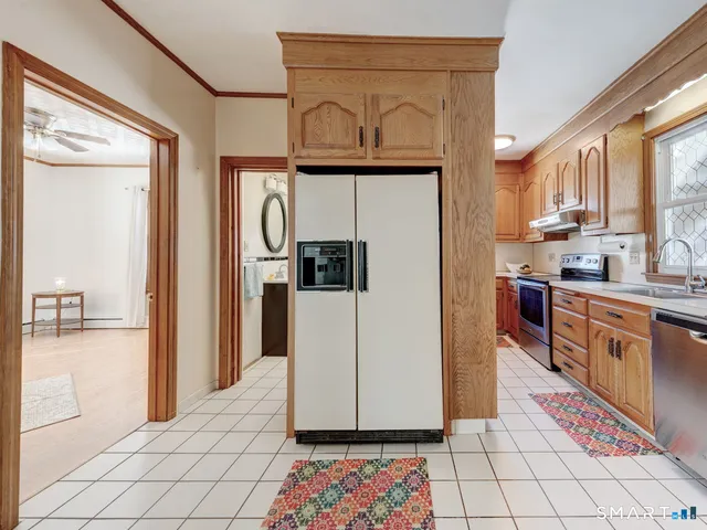 $1,600 | 176 New Litchfield Street, Torrington, CT 06790