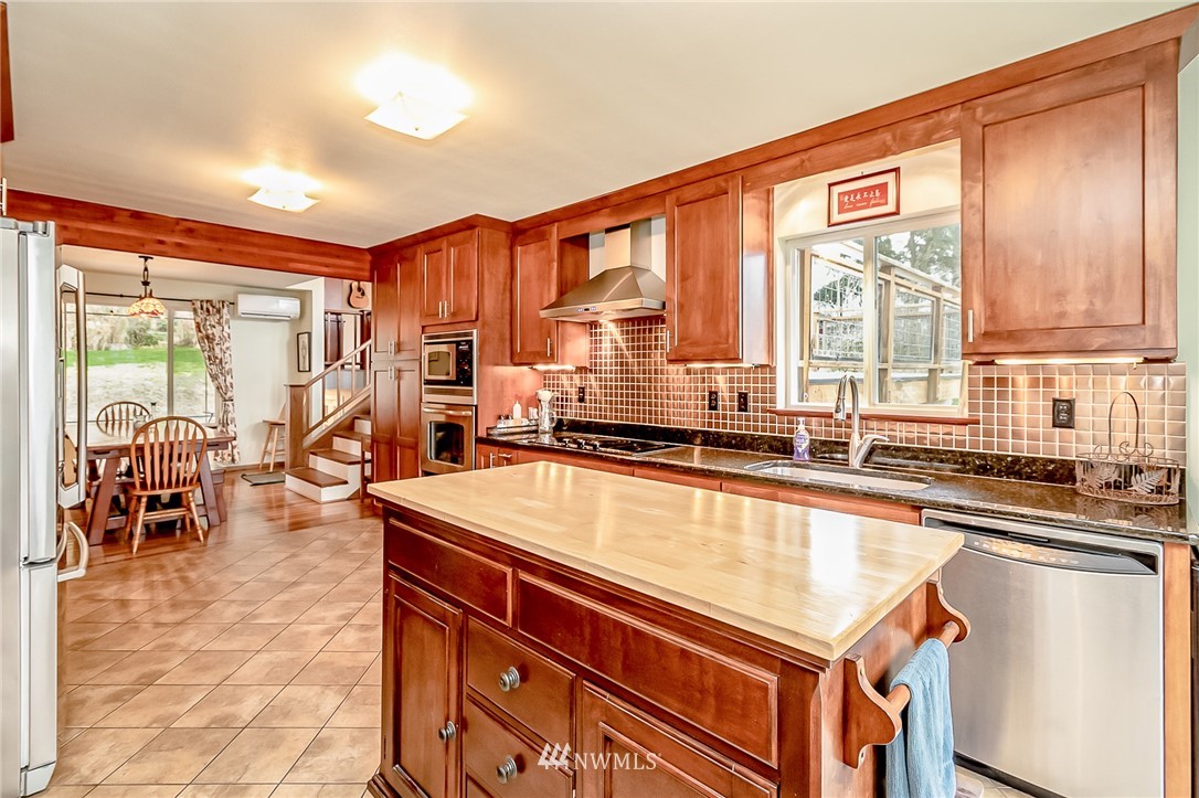 7010 Foster Slough Road Snohomish, WA 98290 - Photo 10 of 29 Gallery Image 10
