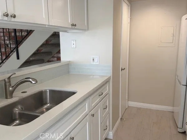 $2,395 | 2070 Avenida Placida, Unit 3, Simi Valley, CA 93063