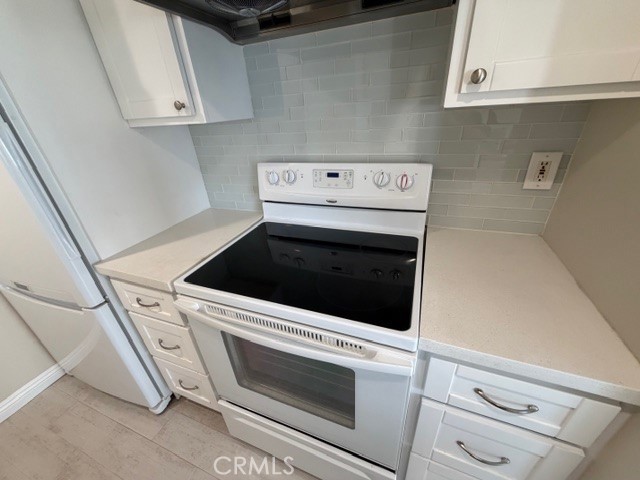 2070 Avenida Placida, Unit 3 Simi Valley, CA 93063 - Photo 9 of 25 a close up view of washer and dryer