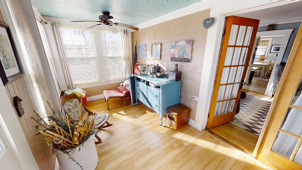 15 Sunset Road Gardner, MA 01440 - Photo 5 of 42 Gallery Image 5