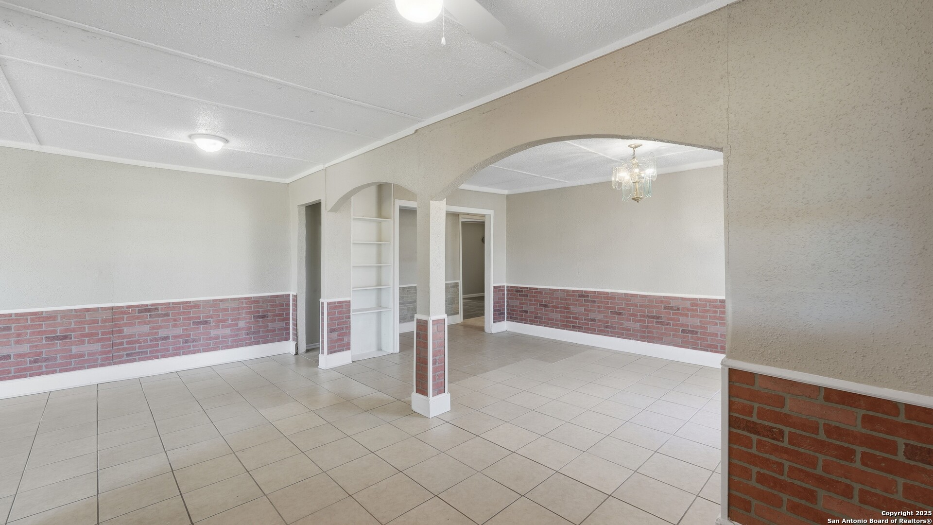 13895 Wisdom Road Atascosa, TX 78002 - Photo 7 of 48