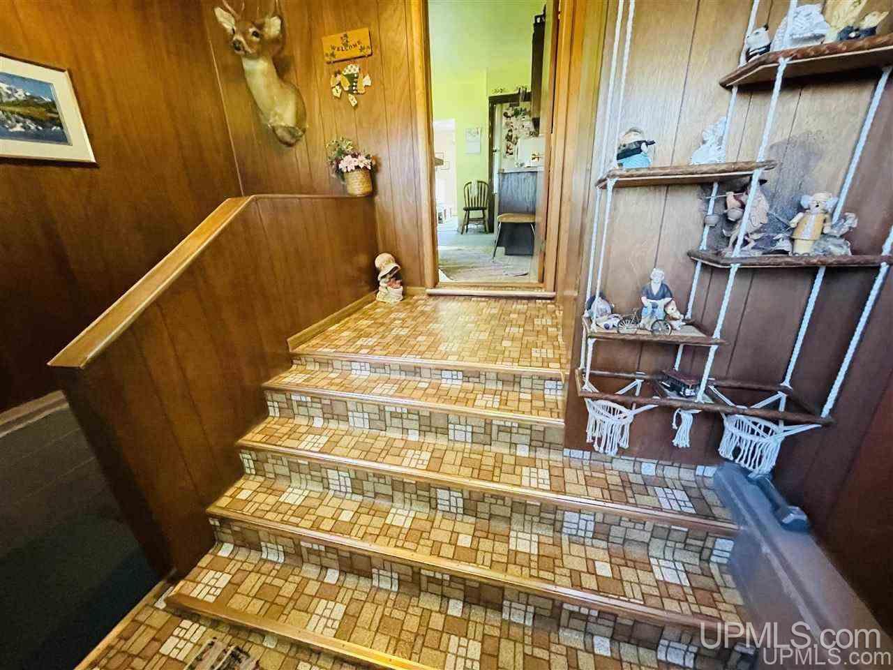 5823 F Road Bark River, MI 49807 - Photo 28 of 36