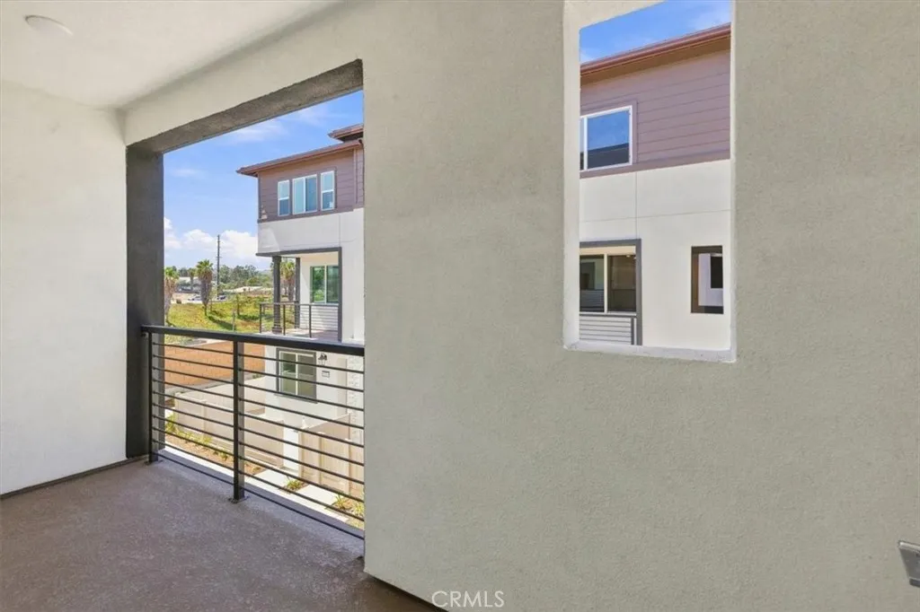 9538 Hannah Way Riverside, CA 92504 - Photo 8 of 38 Gallery Image 8