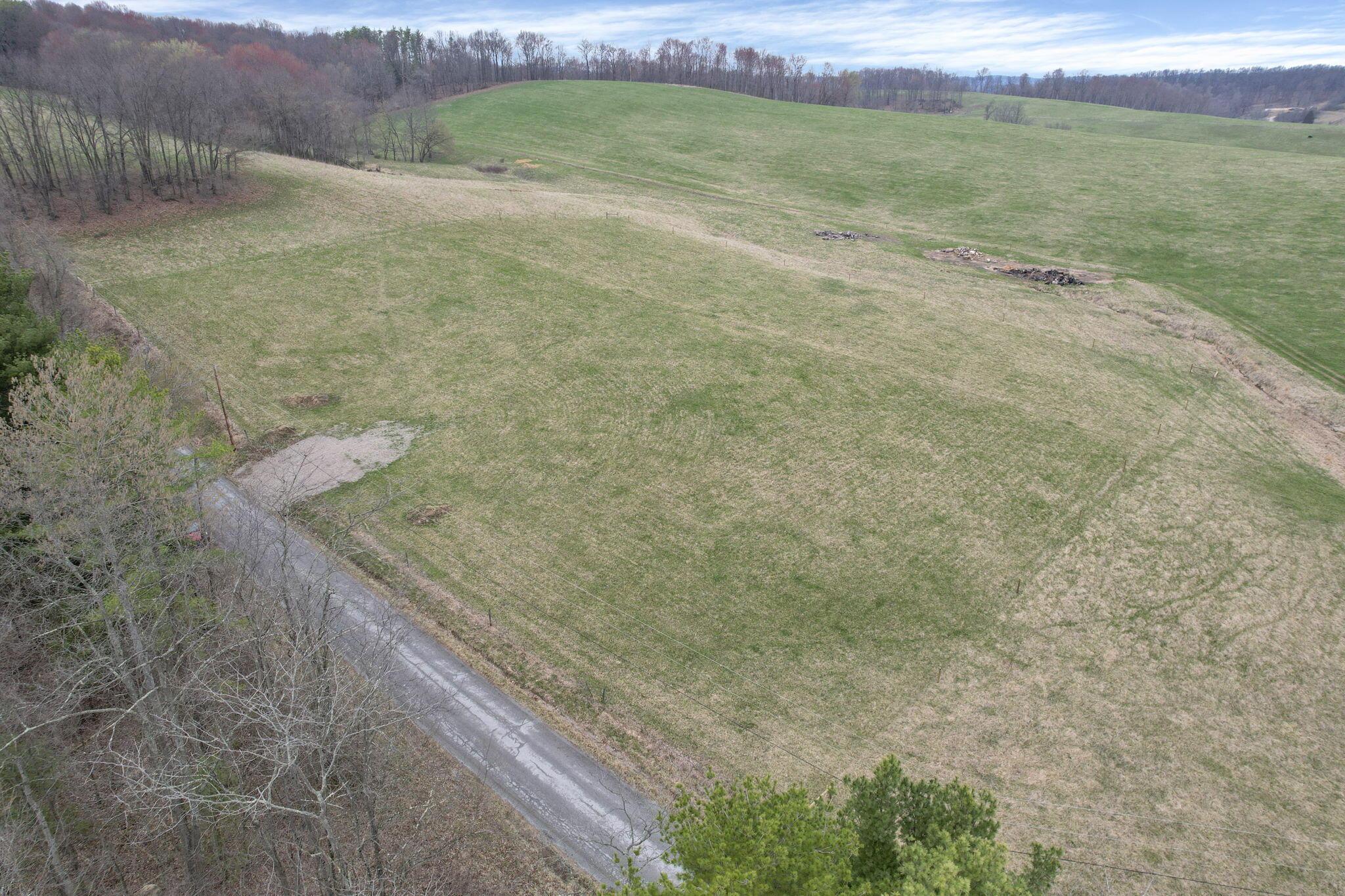 18535 Crawmer Road Southeast Newark, OH 43056 - Photo 21 of 25 12-web-or-mls-18535-crawmer-rd-se