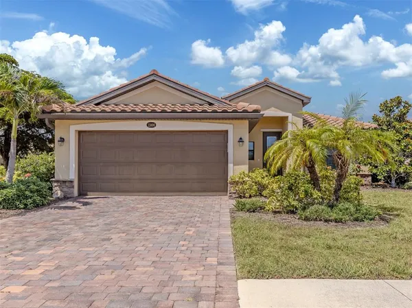 $350,000 | 12490 Cinqueterre Drive, Venice, FL 34293