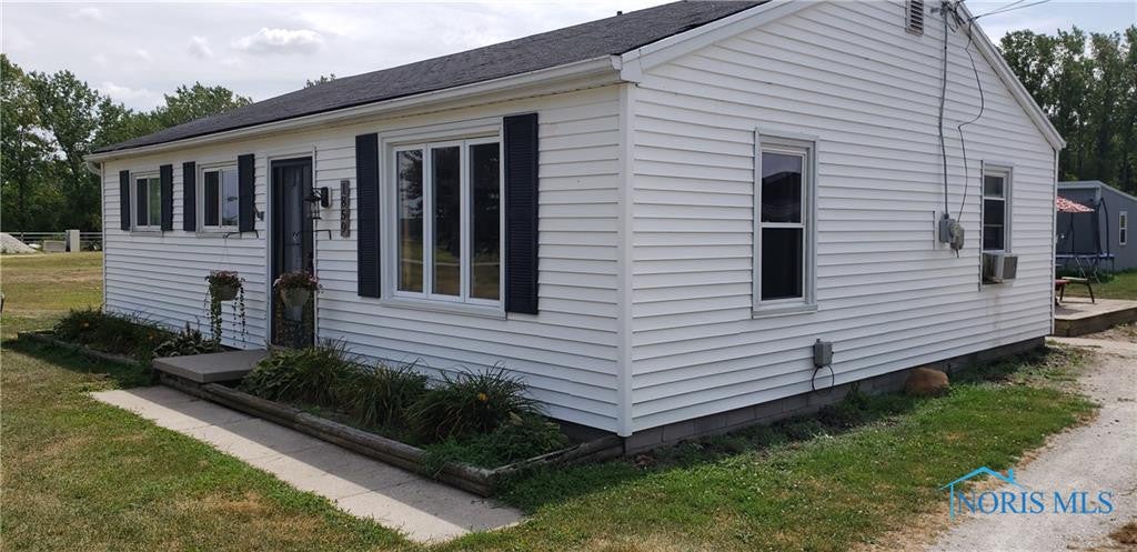 1859 Recker Road Perrysburg, OH 43551 - Photo 2 of 19 Gallery Image 2