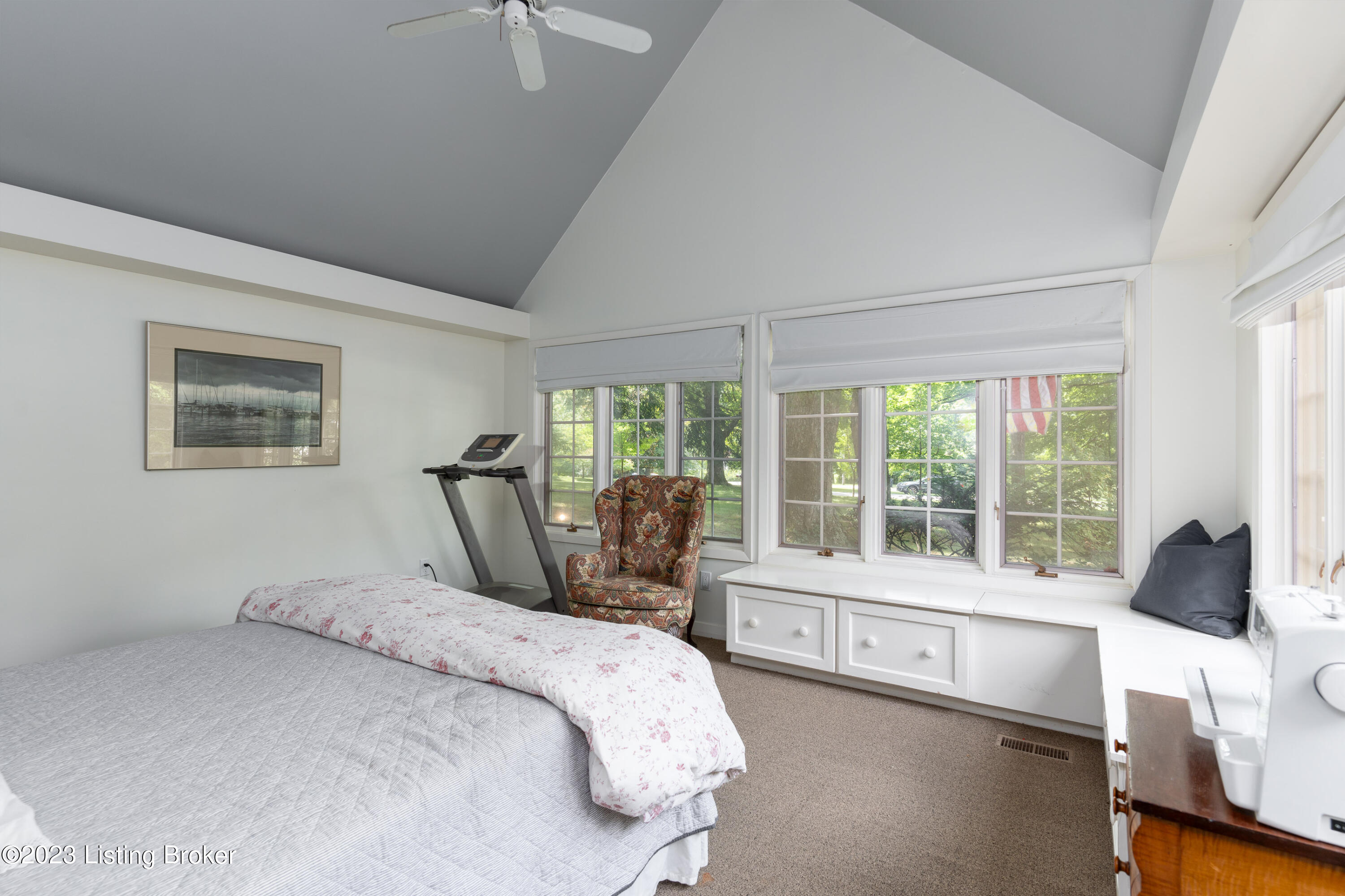 1603 Glenbrook Road Anchorage, KY 40223 - Photo 32 of 71 046 - 20230810-