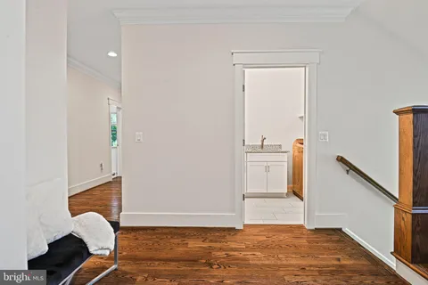 $1,950,000 | 1416 Ross Drive Southwest, Vienna, VA 22180