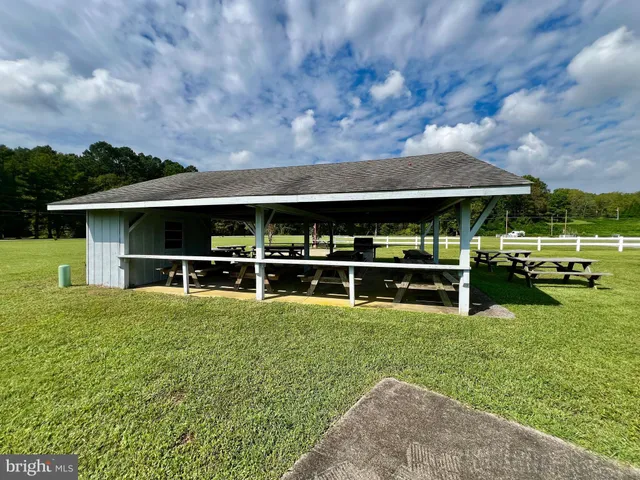 a view of outdoor space with mountain view