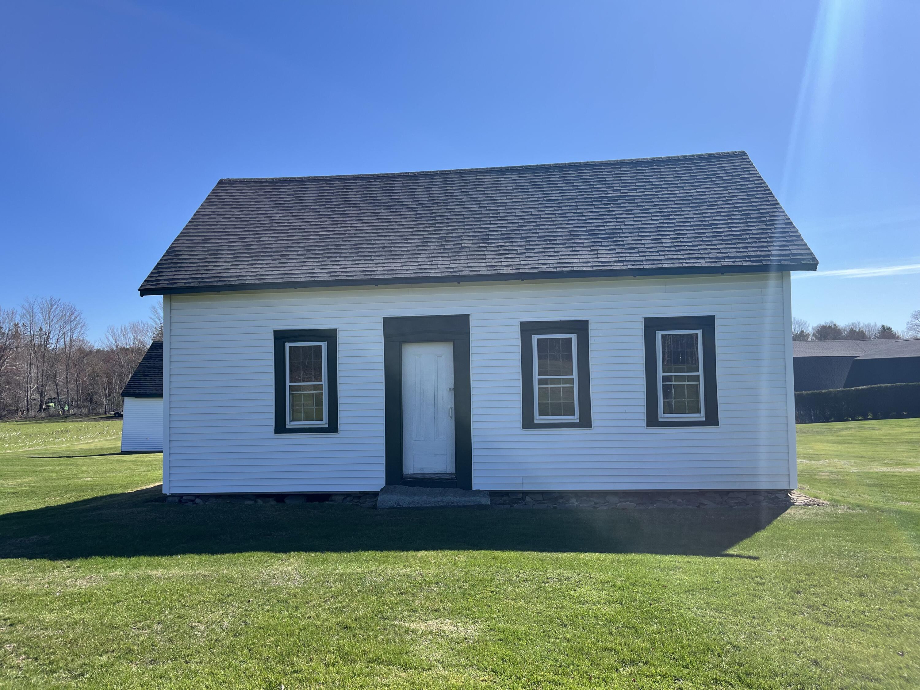428 Mullen Road Newport, ME 04953 - Photo 10 of 45 IMG_3391