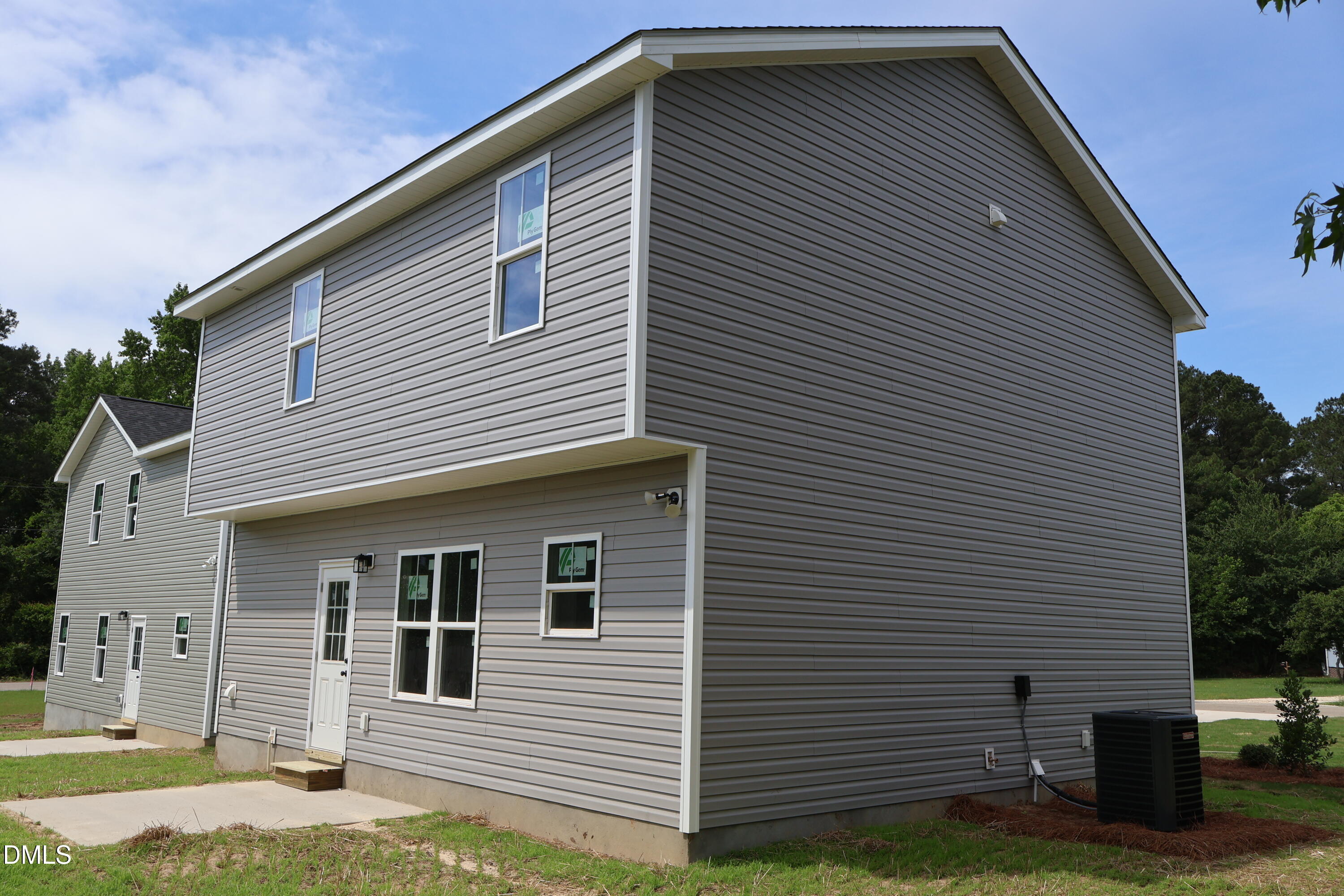 117 Wilson Street Erwin, NC 28339 - Photo 5 of 15 IMG_0139