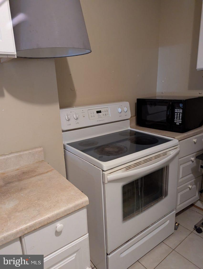 6945 Rockfield Road Baltimore, MD 21244 - Photo 10 of 10 a view of washer and dryer