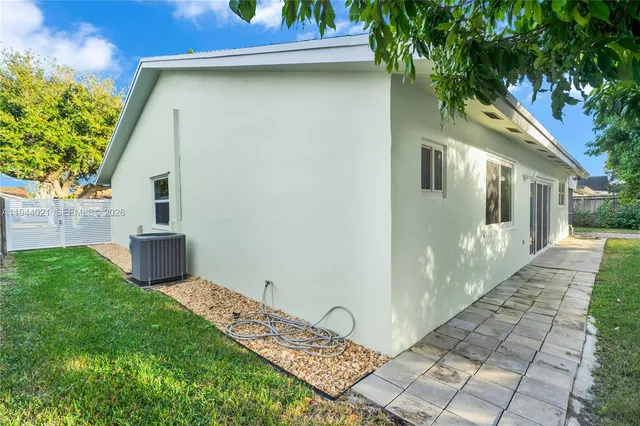 $3,950 | 10514 Southwest 127th Court, Unit 10514, Miami, FL 33186