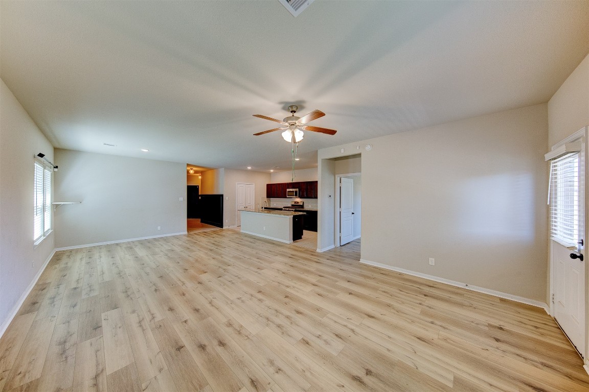 2164 Dale Street Alvin, TX 77511 - Photo 8 of 35