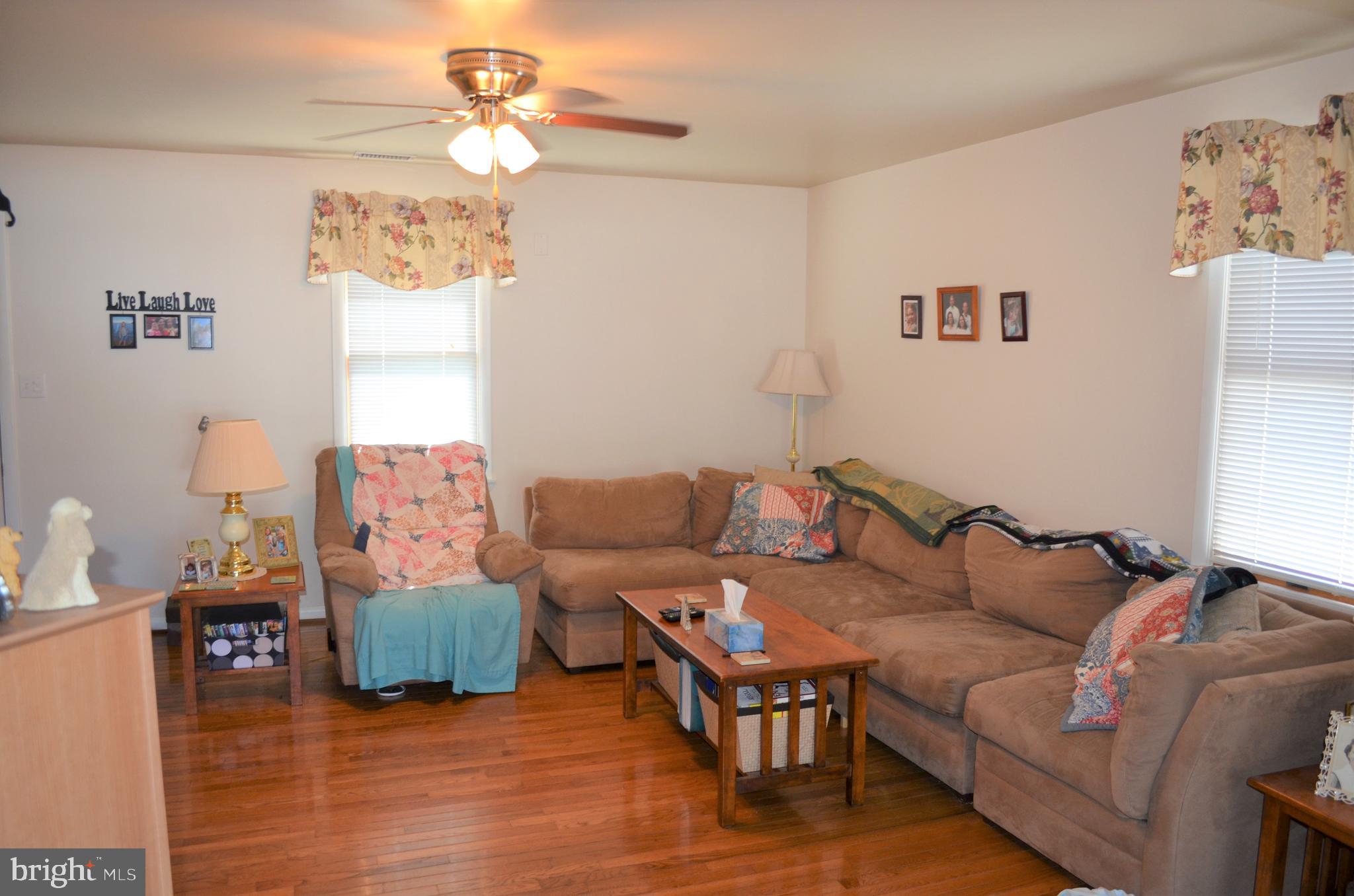 4918 Rullman Road Shady Side, MD 20764 - Photo 10 of 25 Fam Room