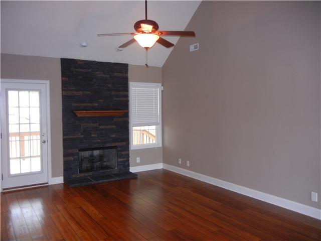 2190 Powell Road Clarksville, TN 37043 - Photo 4 of 19 Gallery Image 4