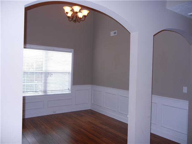 2190 Powell Road Clarksville, TN 37043 - Photo 5 of 19 Gallery Image 5