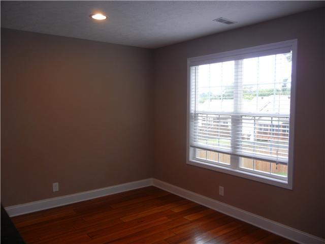 2190 Powell Road Clarksville, TN 37043 - Photo 6 of 19 Gallery Image 6