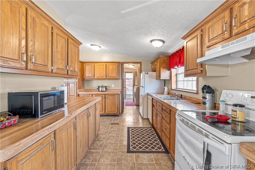 2760 German Ridge Road Northeast Corydon, IN 47112 - Photo 9 of 36 Gallery Image 9
