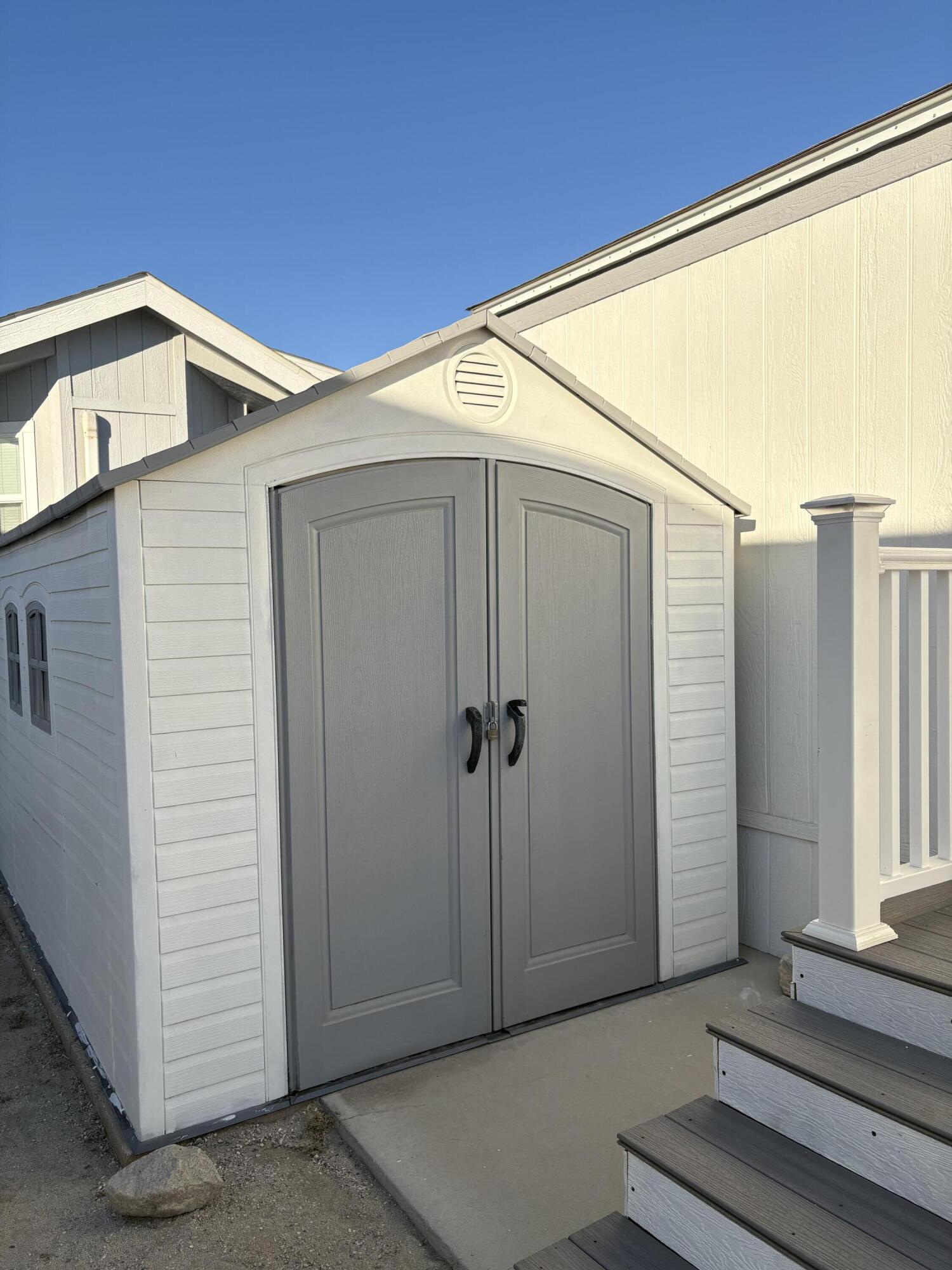 74711 Dillon Road, Unit 819 Desert Hot Springs, CA 92241 - Photo 19 of 41 a view of a house with balcony