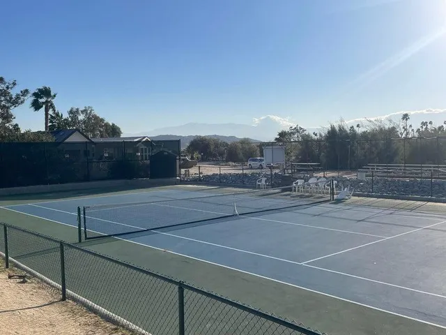 a view of a livingroom with furniture