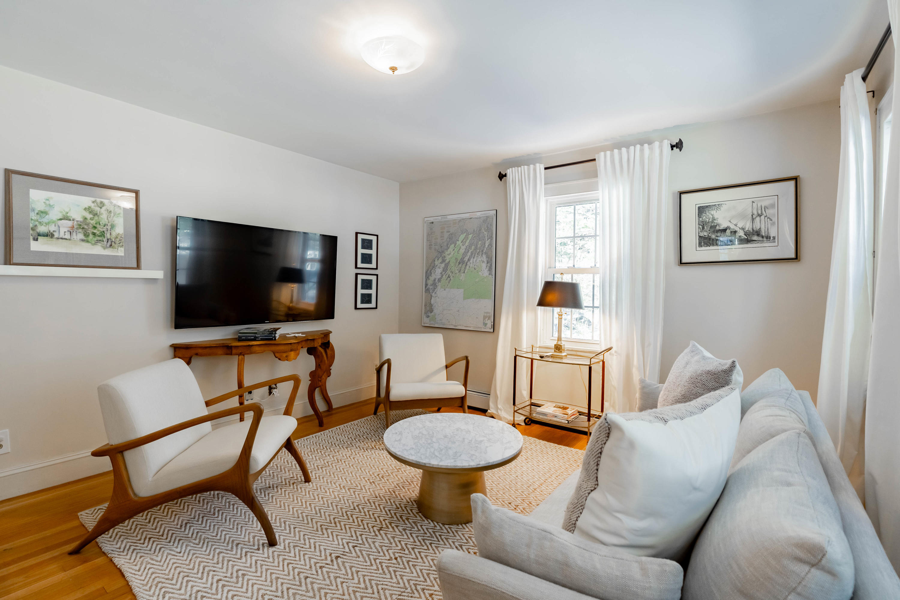 174 Foreside Road Cumberland, ME 04110 - Photo 25 of 47 174 Foreside _Family Room