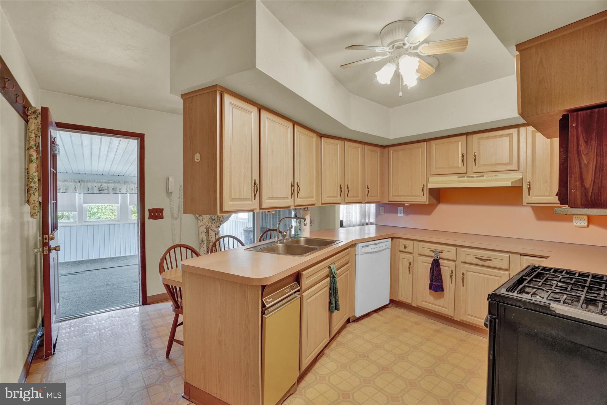 3869 Old Joseph Road York, PA 17408 - Photo 10 of 26 Gallery Image 10