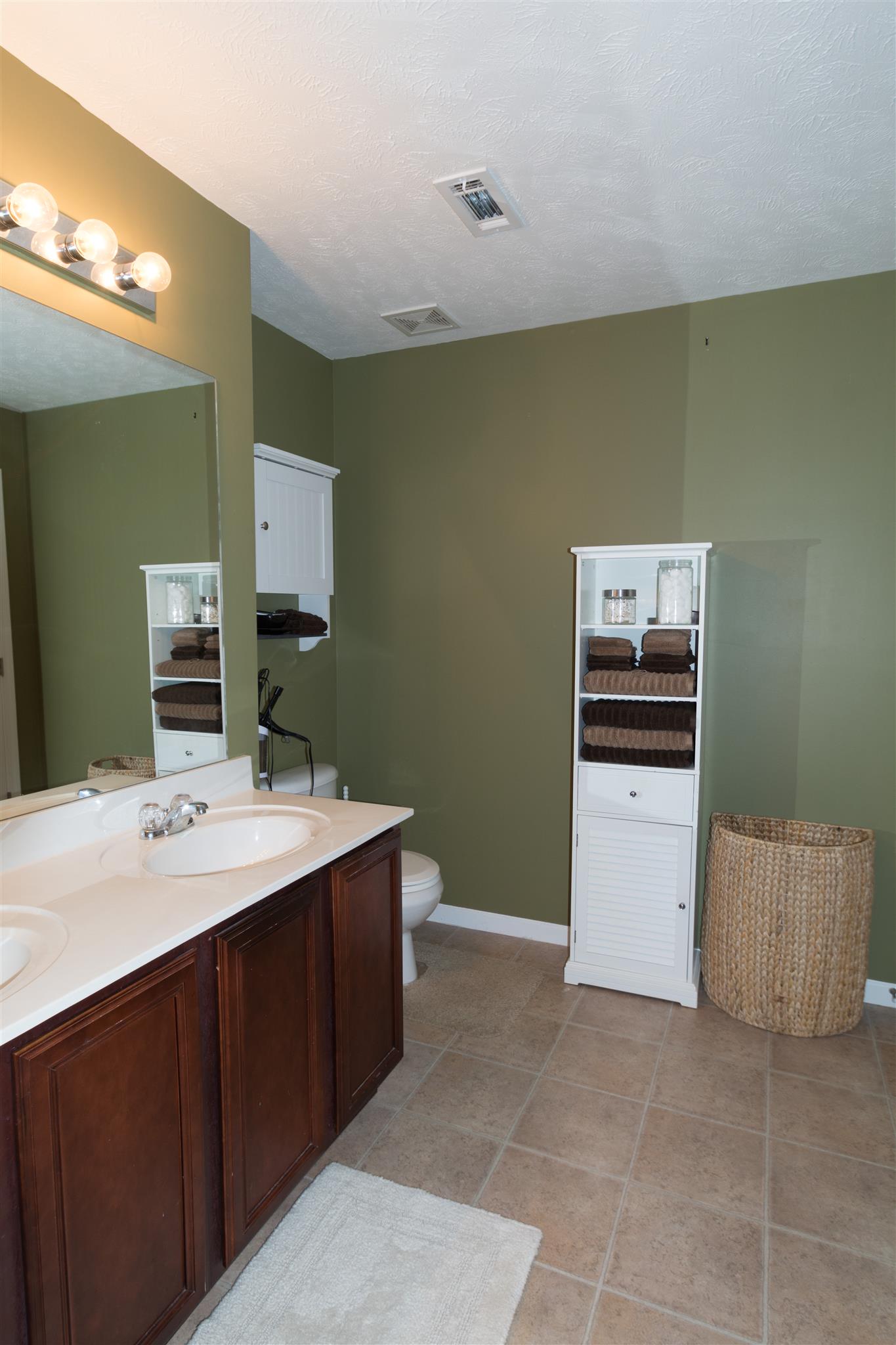 1029 Fulman Road Hendersonville, TN 37075 - Photo 13 of 18 Gallery Image 13