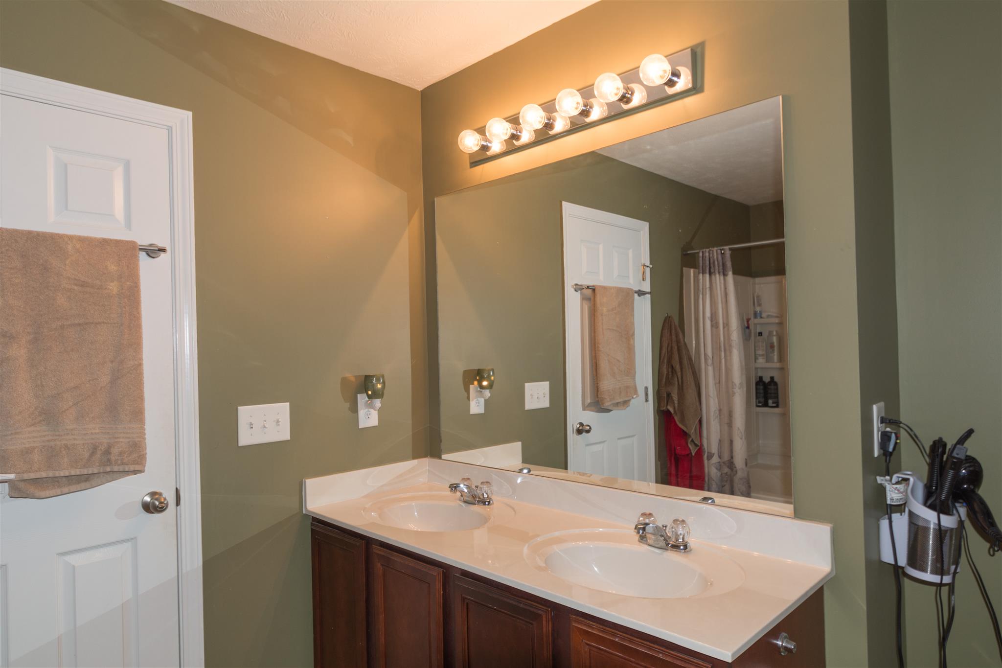 1029 Fulman Road Hendersonville, TN 37075 - Photo 14 of 18 Gallery Image 14