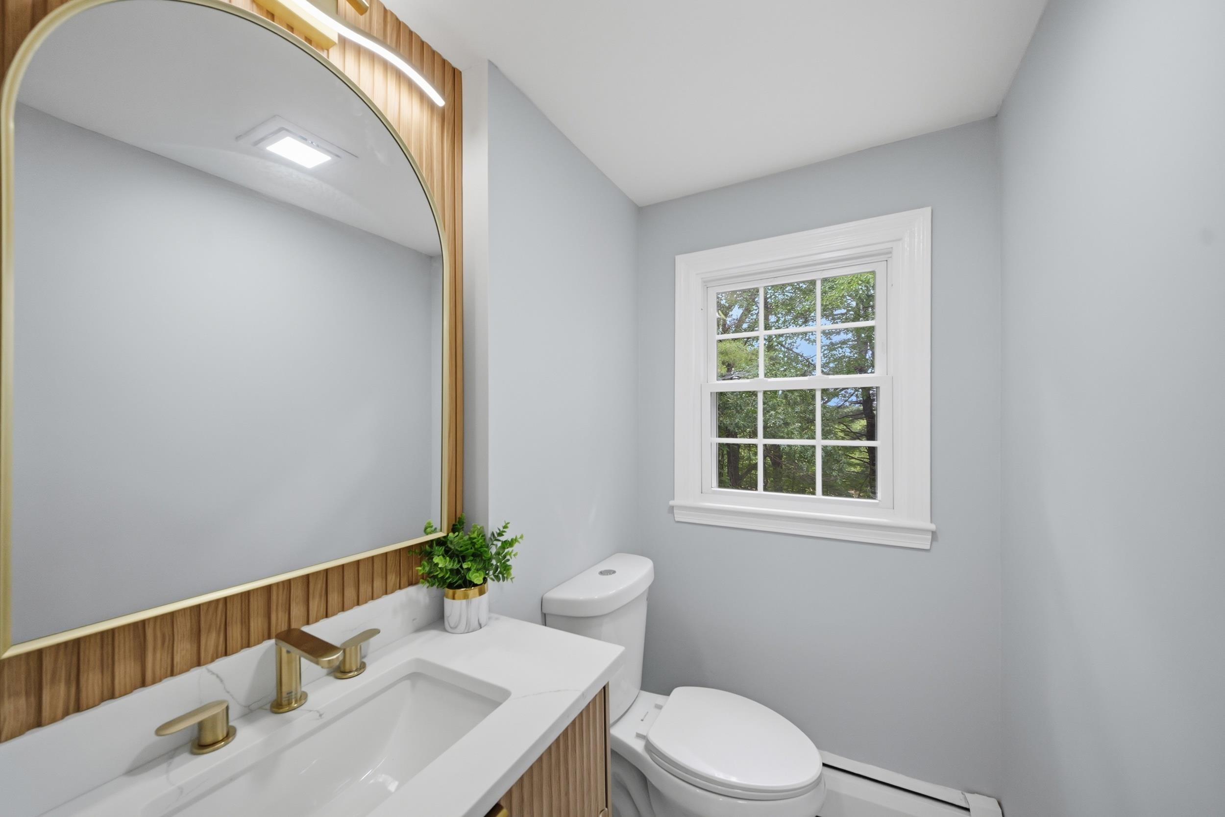 29 Dickens Street Nashua, NH 03062 - Photo 18 of 59