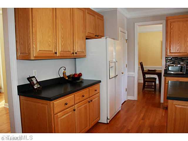 4606 Charlottesville Road Greensboro, NC 27410 - Photo 6 of 16 Kitchen.