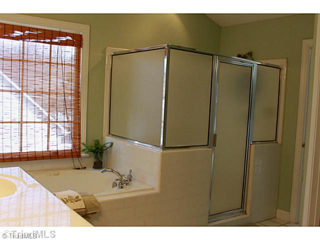 4606 Charlottesville Road Greensboro, NC 27410 - Photo 10 of 16 Master Bath/Spa.
