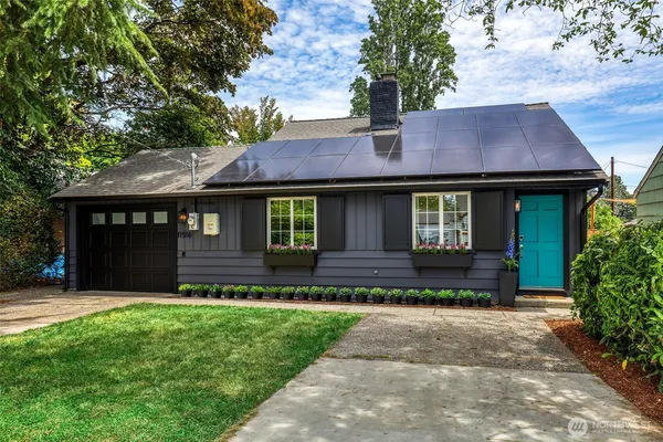 $775,000 | 11516 Meridian Avenue North, Seattle, WA 98133
