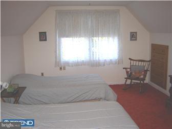 2488 Dale Road Huntingdon Valley, PA 19006 - Photo 5 of 8