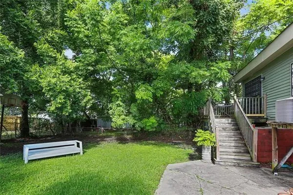 $2,100 | 8510 South Claiborne Avenue, Unit A, New Orleans, LA 70118