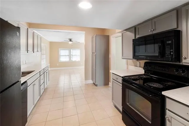 $2,200 | 8510 South Claiborne Avenue, Unit A, New Orleans, LA 70118