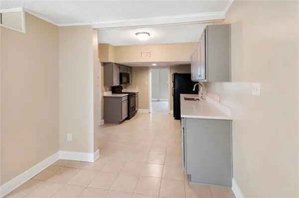 $2,100 | 8510 South Claiborne Avenue, Unit A, New Orleans, LA 70118