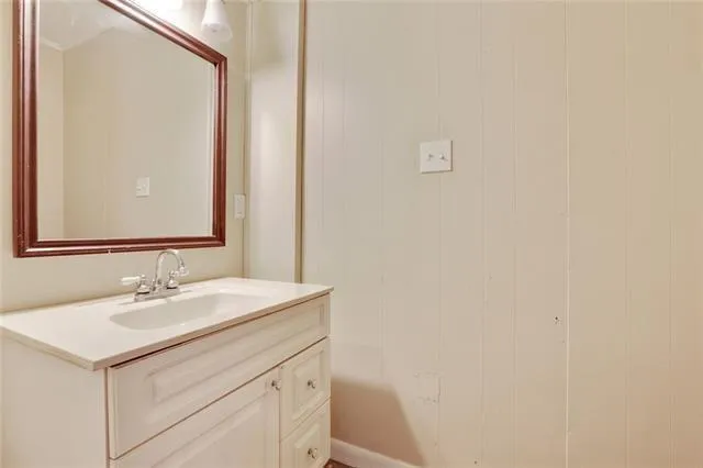 $2,200 | 8510 South Claiborne Avenue, Unit A, New Orleans, LA 70118