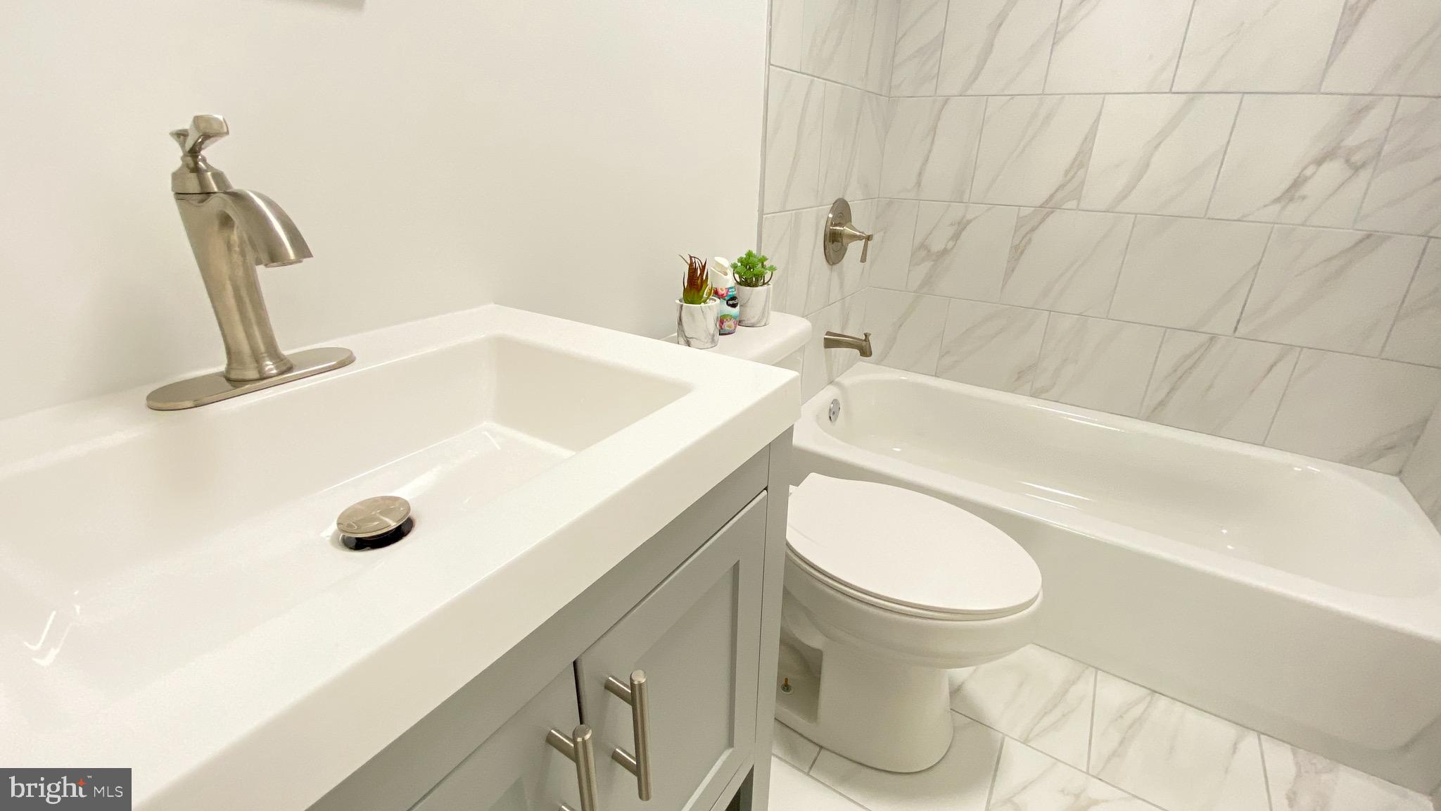 523 Fox Chase Road Jenkintown, PA 19046 - Photo 19 of 26 Hall bathroom