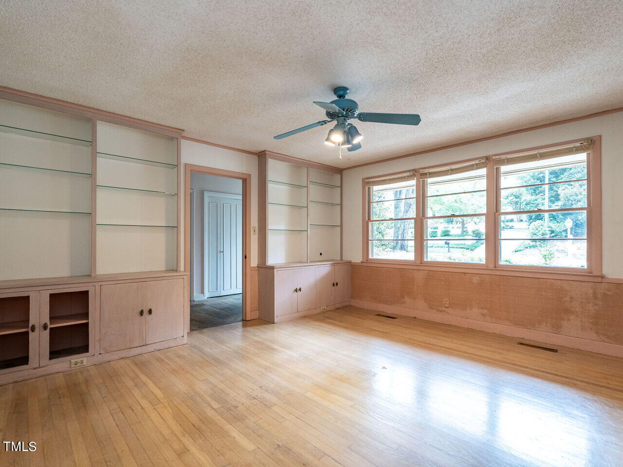417 Forsyth Street Raleigh, NC 27609 - Photo 16 of 34 015-1280x960-office-bedroom